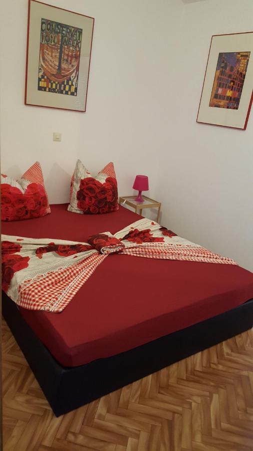 Apartments Megi Biograd Na Moru Exterior foto